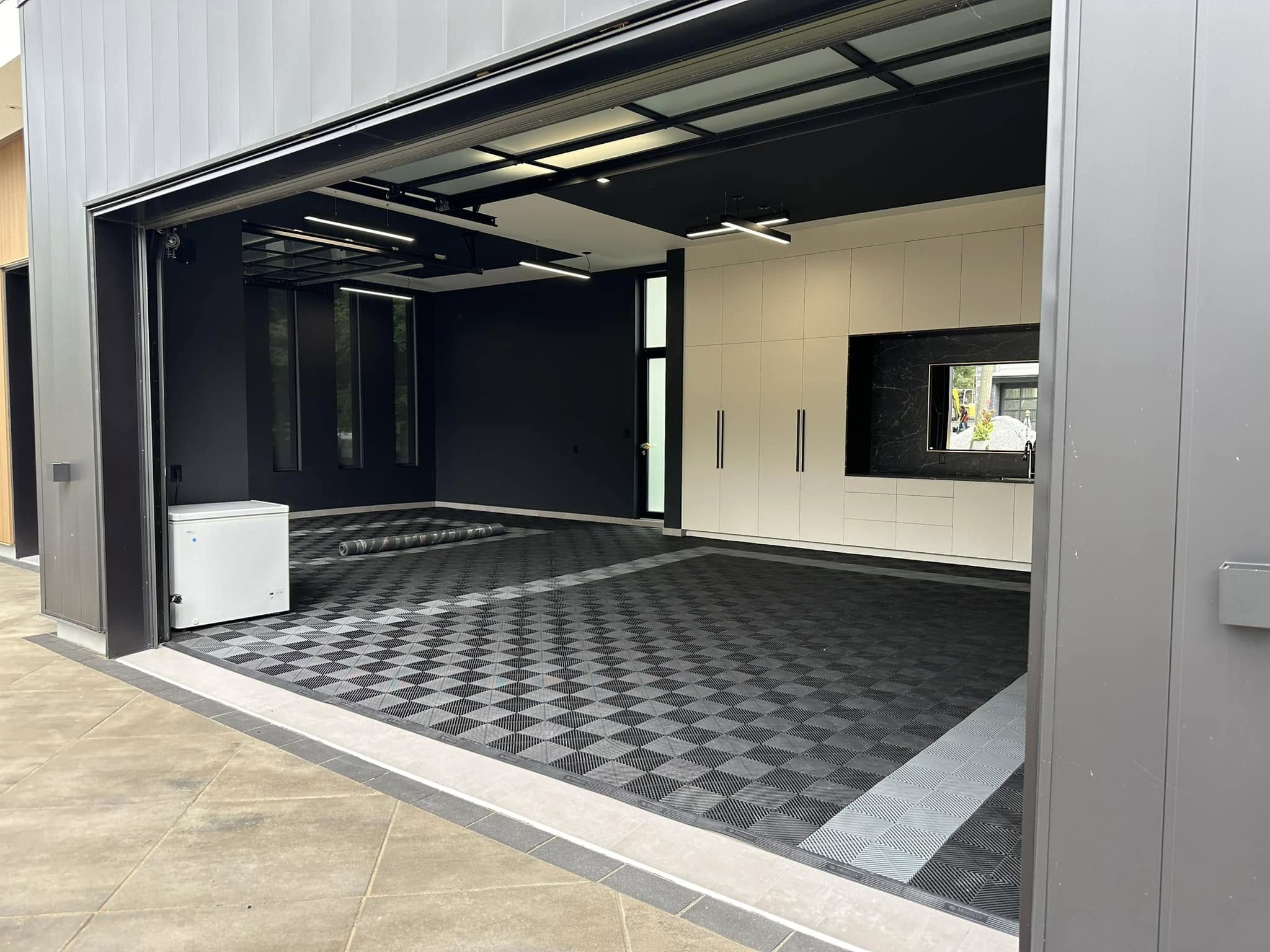 Top Benefits of Modular Flooring Tiles for Your Home and Business – Modulux